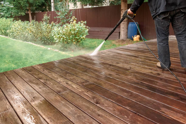Best Soft Washing  in Red Bluff, CA